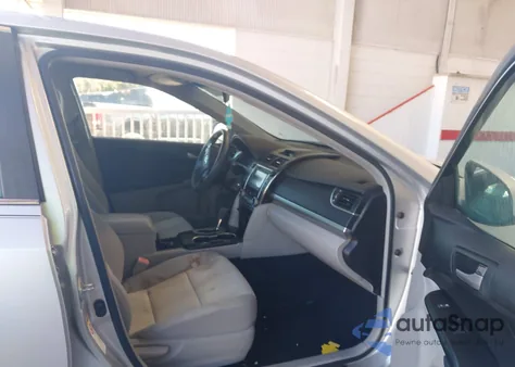 2012 Toyota Camry Le z USA, uszkodzony, nr VIN 4T1BF1FK3CU037686